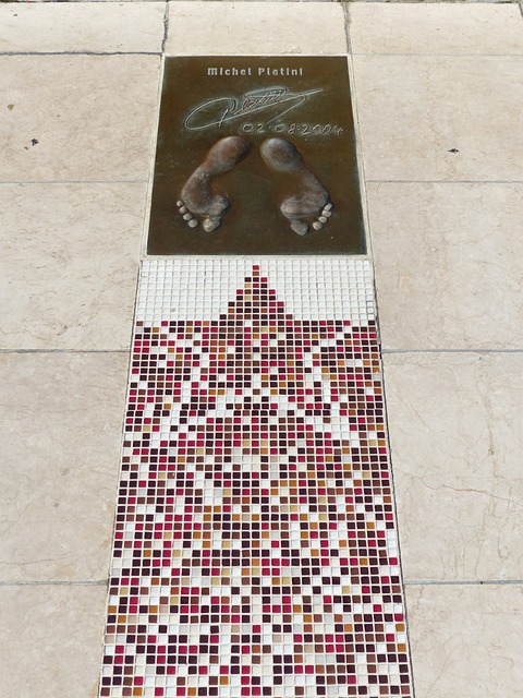 锐意进取又 锐意进取又